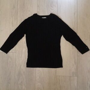 Tommy Hilfiger Black 3/4 sleeve sweater